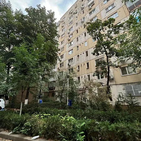 The Little House Apartment