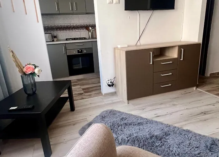 Ben's Cosy In * Бухарест
