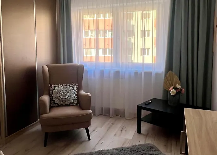 公寓 Ben's Cosy In 布加勒斯特