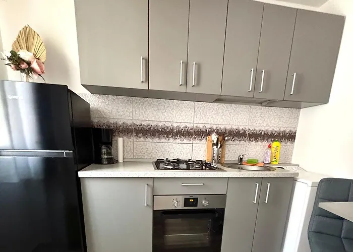 Ben's Cosy In * Бухарест