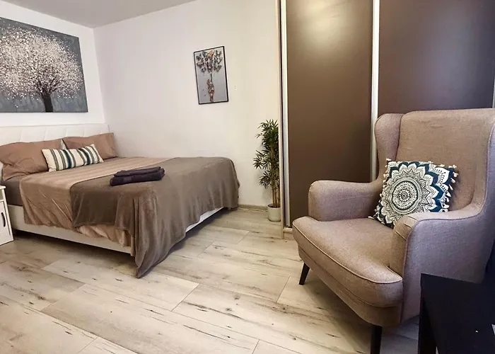 Ben's Cosy In 公寓 布加勒斯特