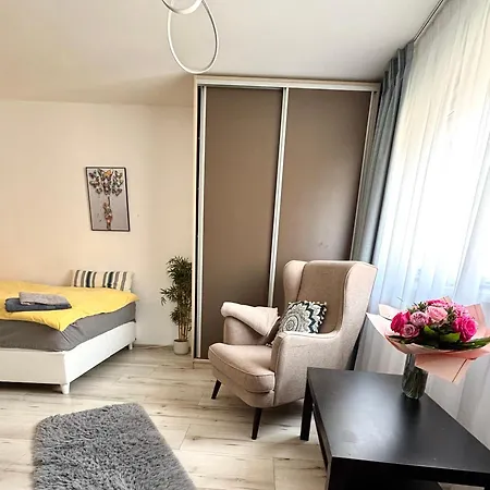Ben's Cosy In * בוקרשט