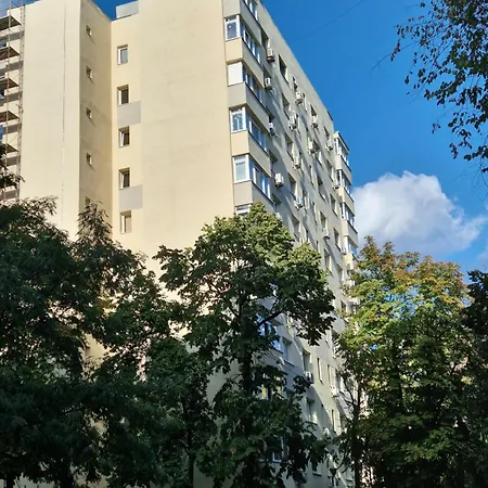 Ben's Cosy In דירה